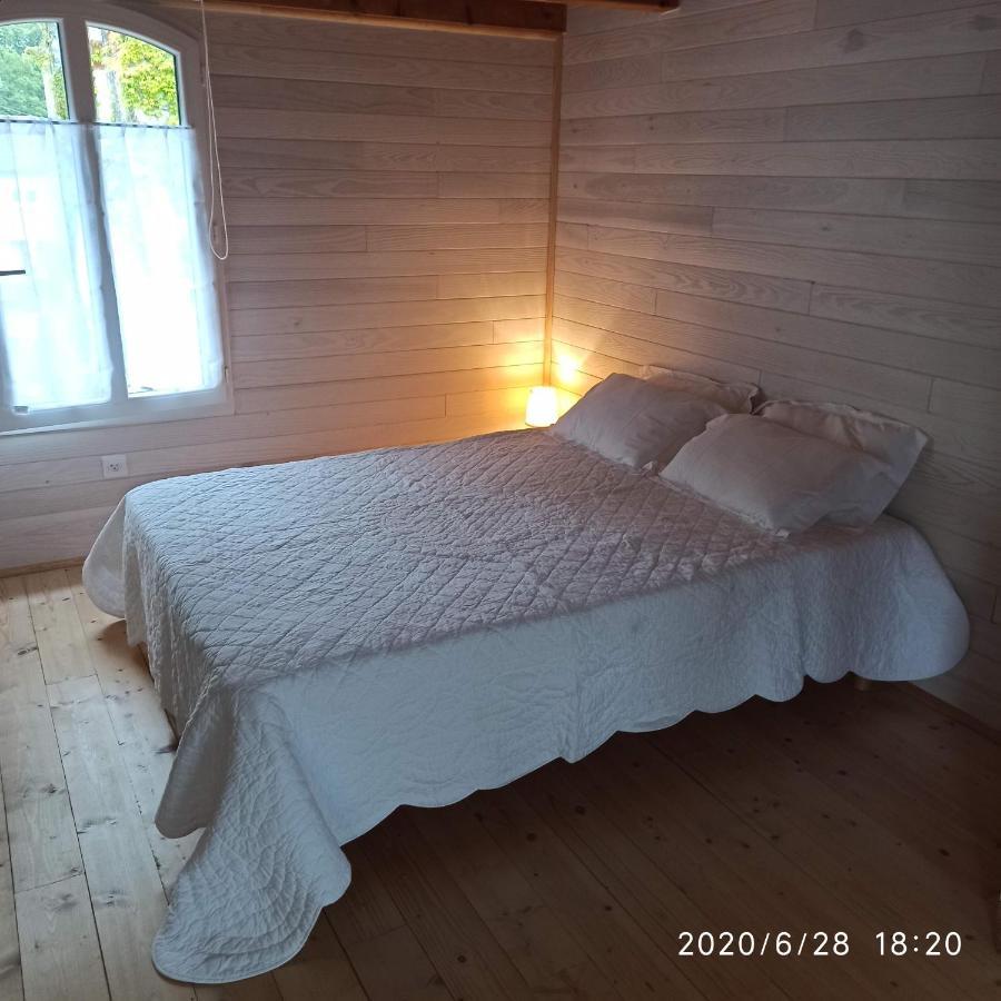 Une Tiny House A Decouvrir Au Coeur De La Cite ! コントレクセヴィル エクステリア 写真